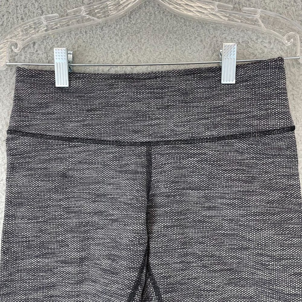 Lululemon Women Cropped Legging Size 6 yoga workout - Picture 3 of 9